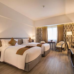Executive Deluxe Twin Room